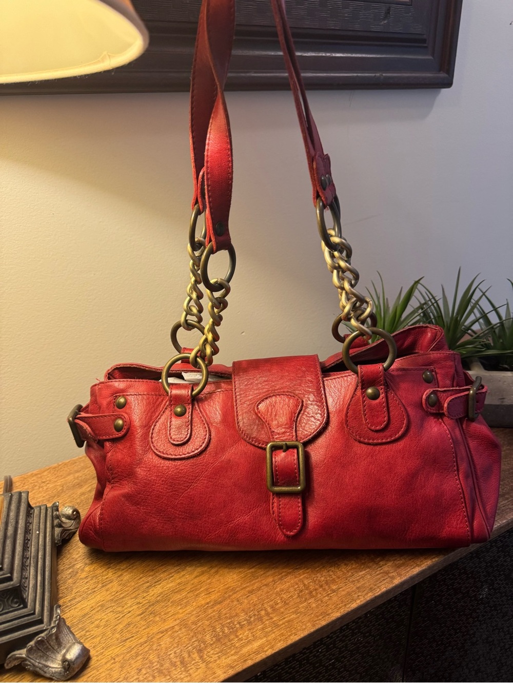 Maurizio Taiuti Red Leather Shoulder Bag with Chain Detail